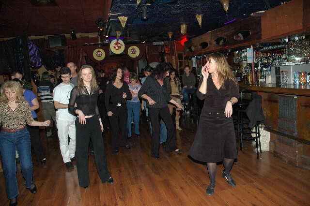 min 2005 12 18 sharkys 164